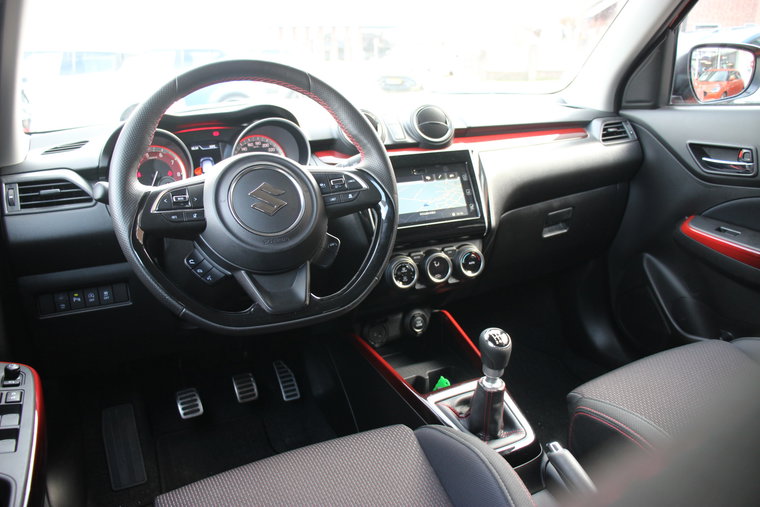 Vehicle Image 7