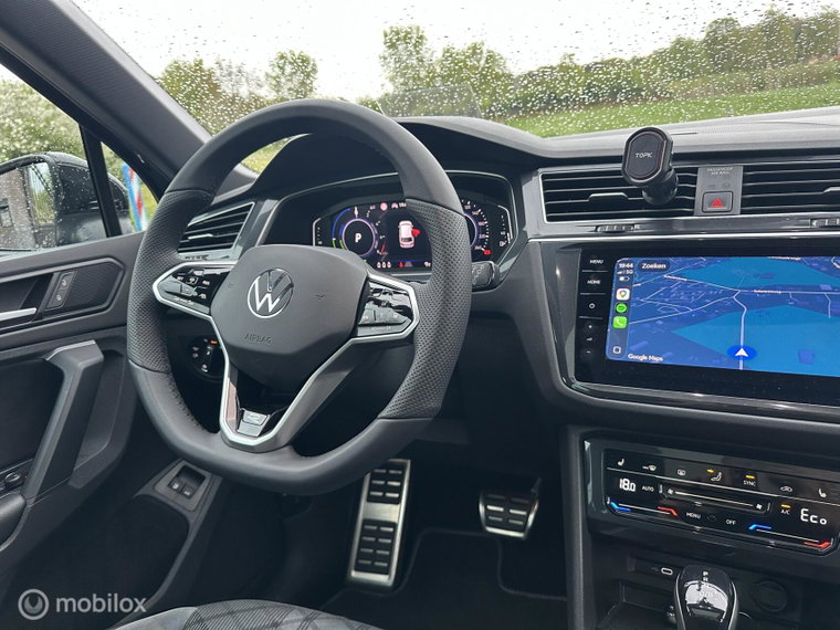 Vehicle Image 24