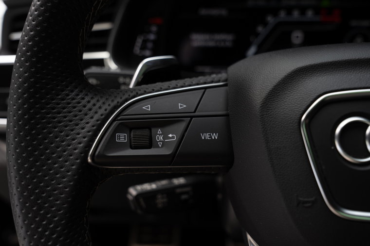 Vehicle Image 30
