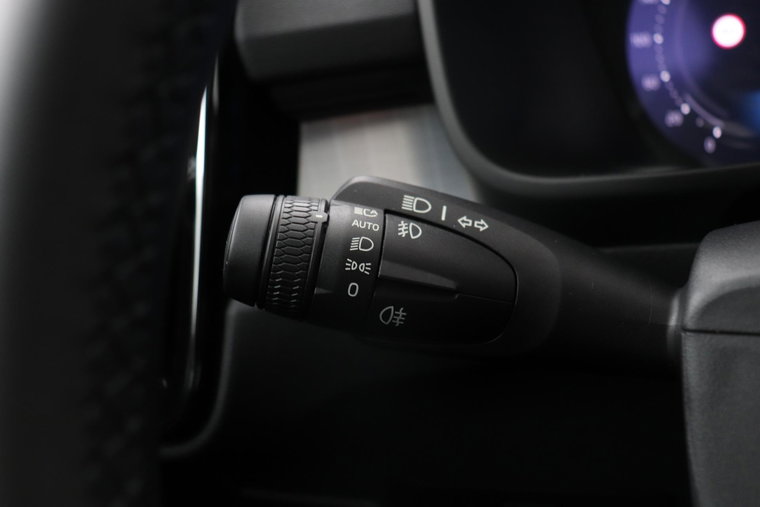 Vehicle Image 40