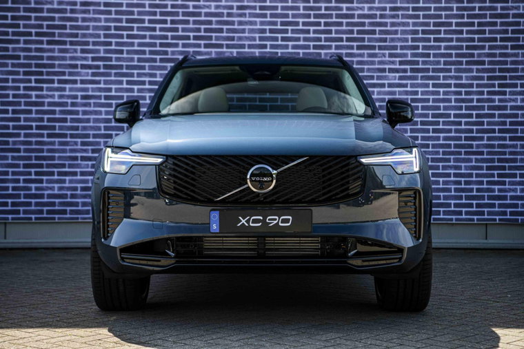 Vehicle Image 29
