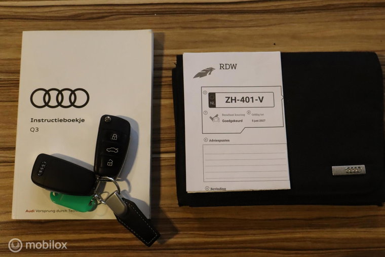 Vehicle Image 35