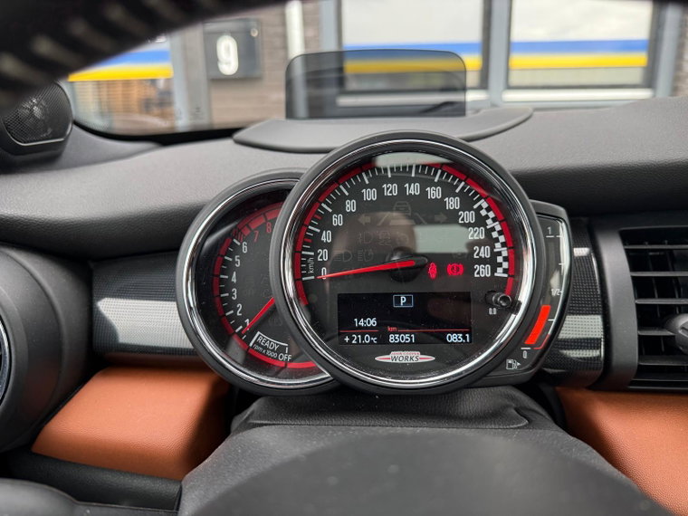 Vehicle Image 47
