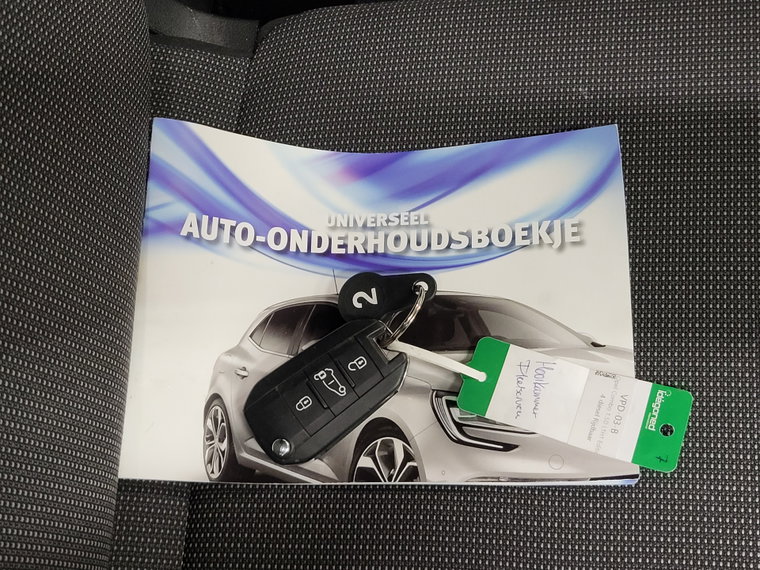Vehicle Image 19