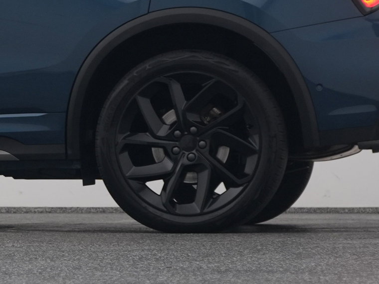 Vehicle Image 40