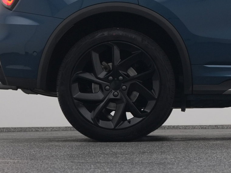 Vehicle Image 41