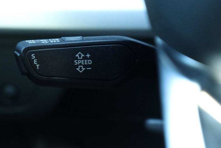 Vehicle Image 40