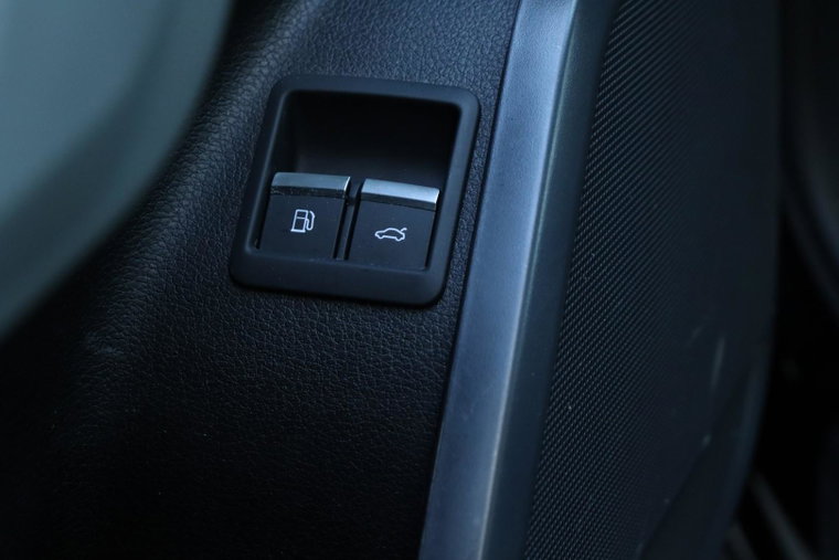 Vehicle Image 49