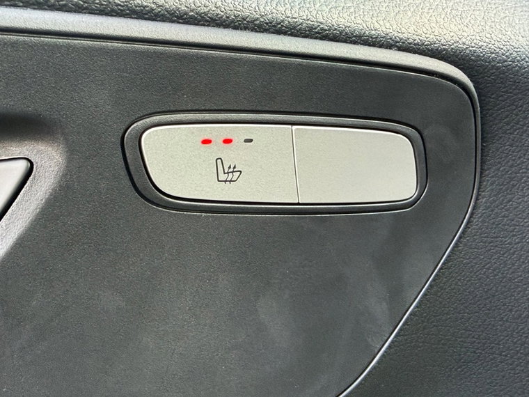 Vehicle Image 27