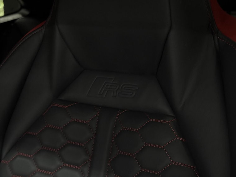 Vehicle Image 34