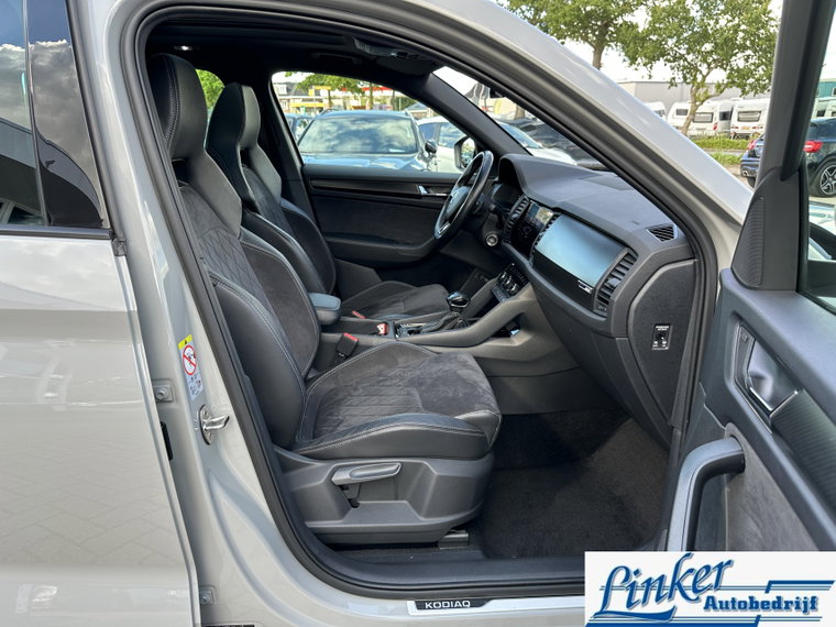 Vehicle Image 45