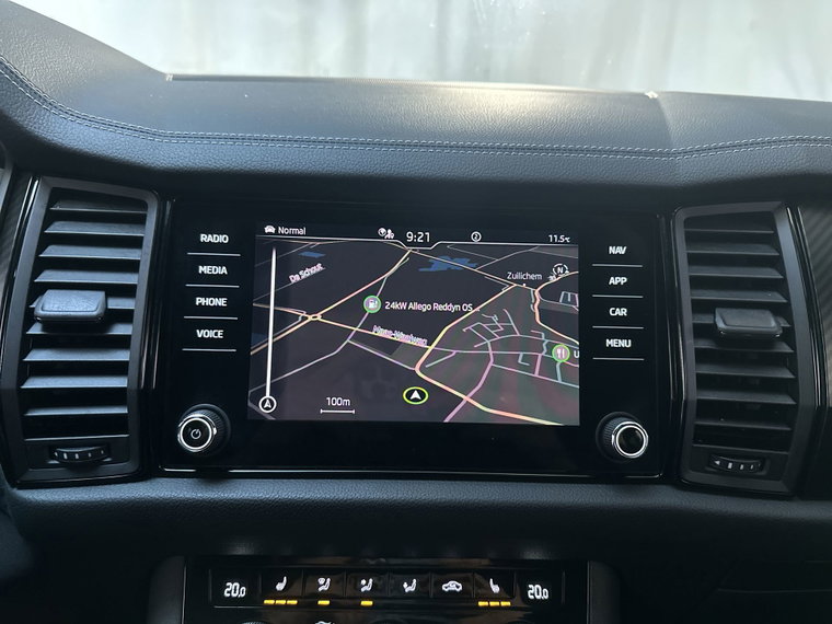 Vehicle Image 23