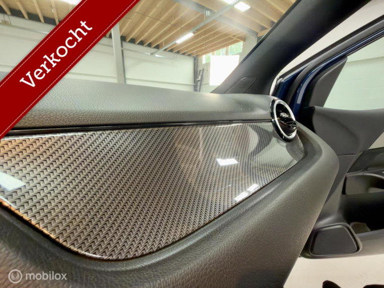 Vehicle Image 42