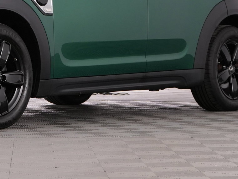 Vehicle Image 42