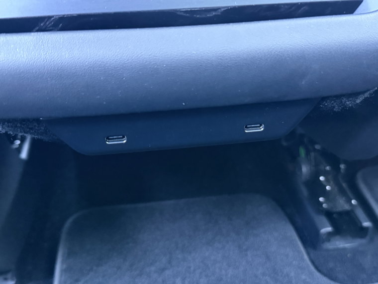 Vehicle Image 60