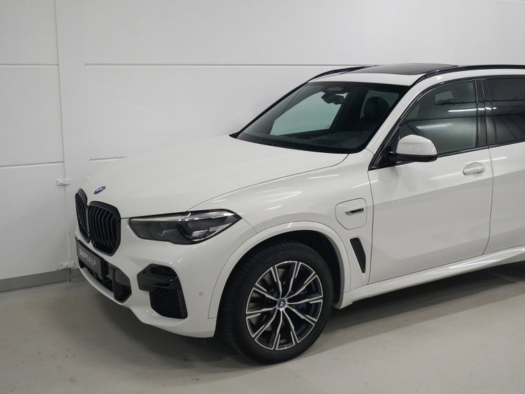 Vehicle Image 40