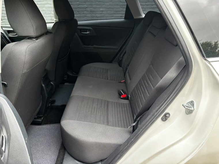 Vehicle Image 15