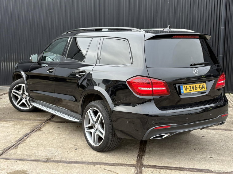 Vehicle Image 40