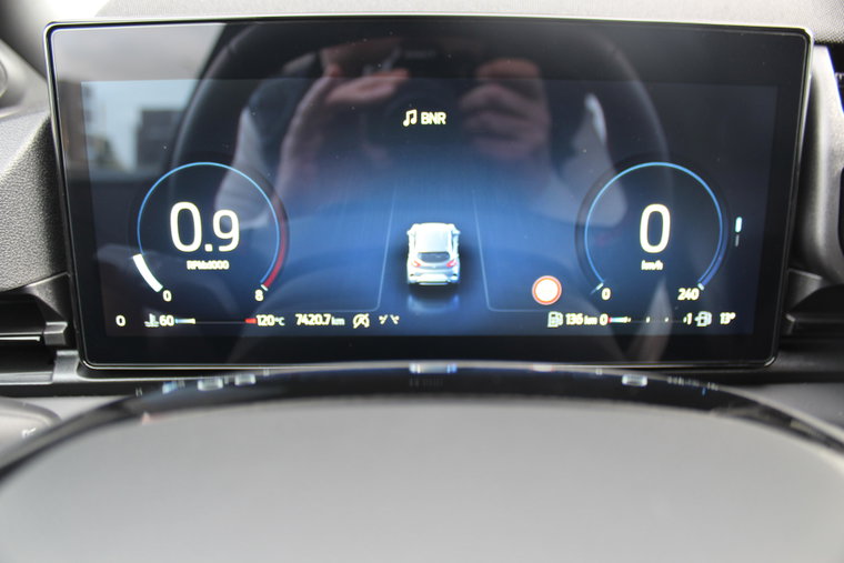 Vehicle Image 18