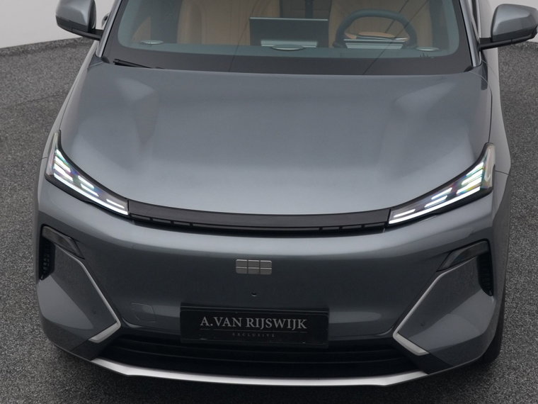 Vehicle Image 30