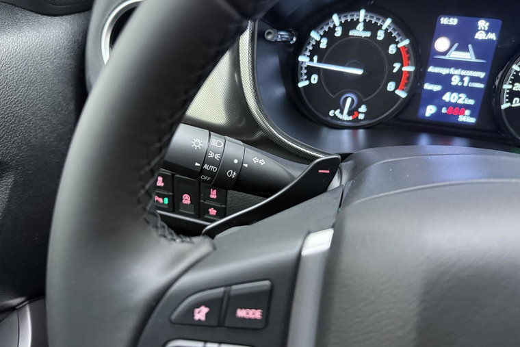 Vehicle Image 21