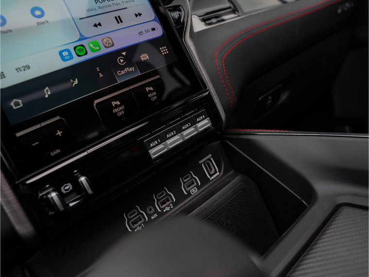 Vehicle Image 20
