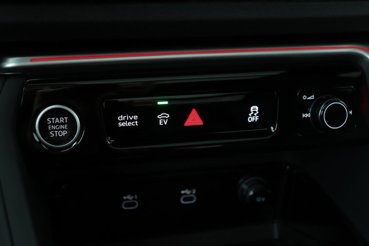 Vehicle Image 36