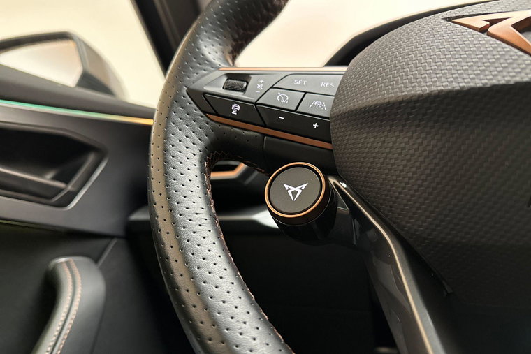 Vehicle Image 22
