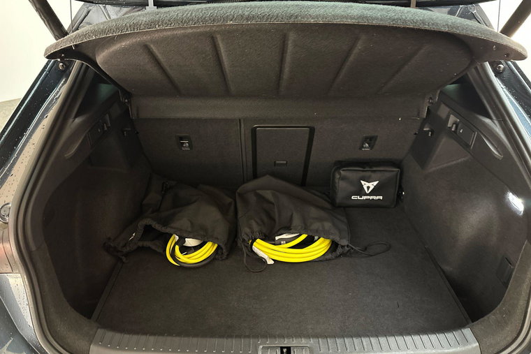 Vehicle Image 38