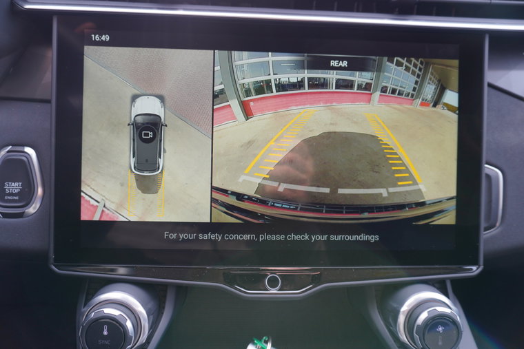 Vehicle Image 19