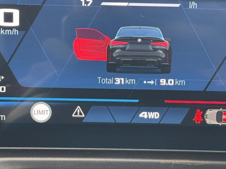 Vehicle Image 25
