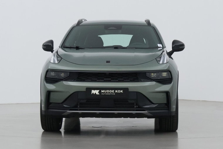 Vehicle Image 16