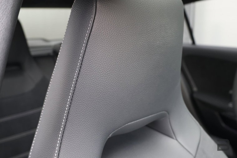 Vehicle Image 36