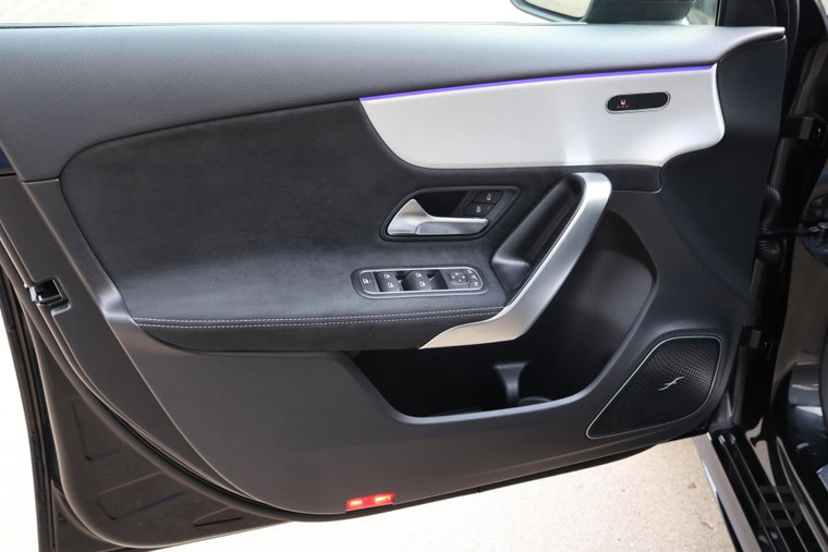 Vehicle Image 53