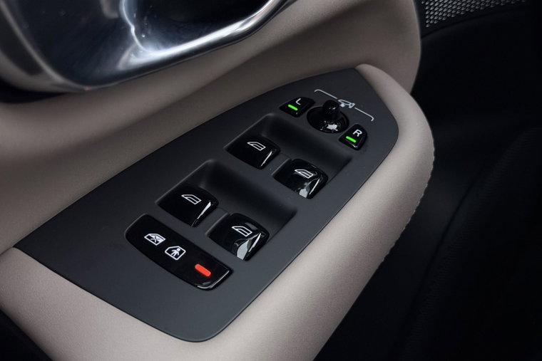 Vehicle Image 47