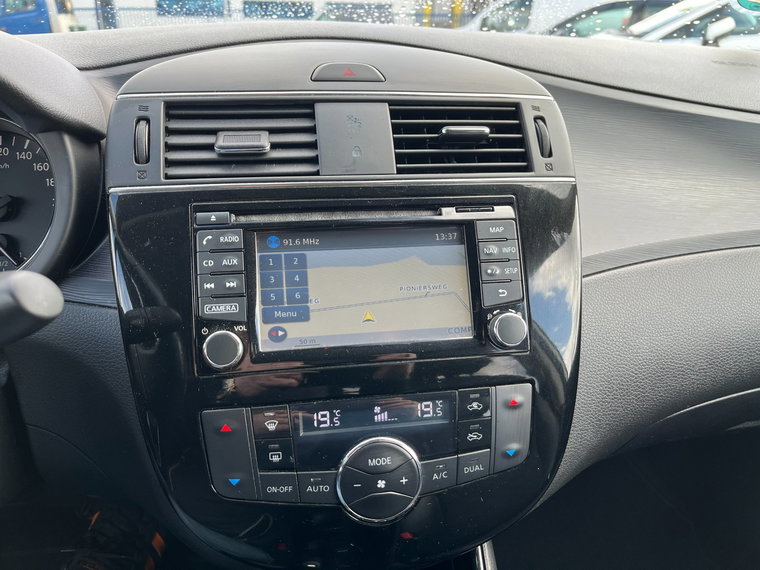 Vehicle Image 17