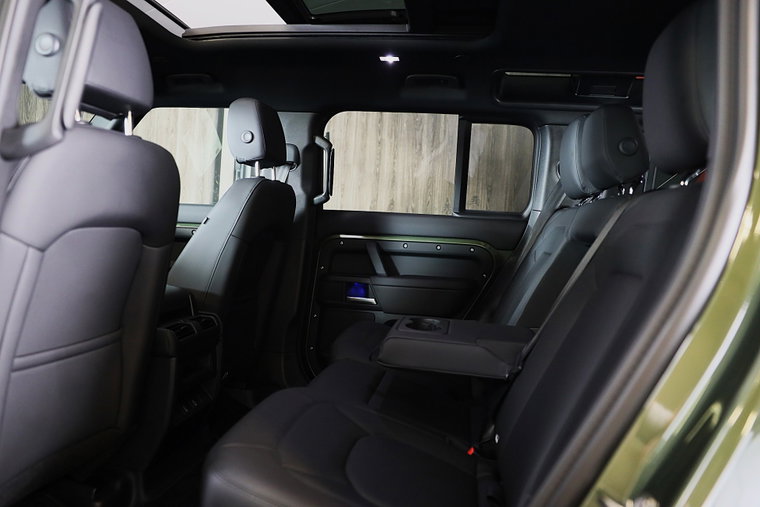 Vehicle Image 15