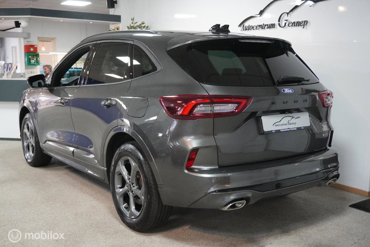 Vehicle Image 16