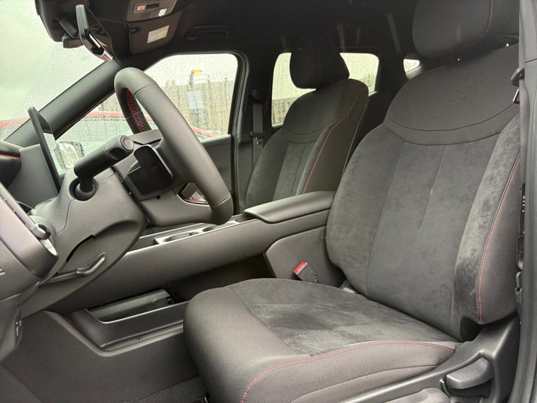 Vehicle Image 13