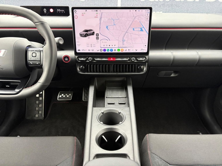 Vehicle Image 15