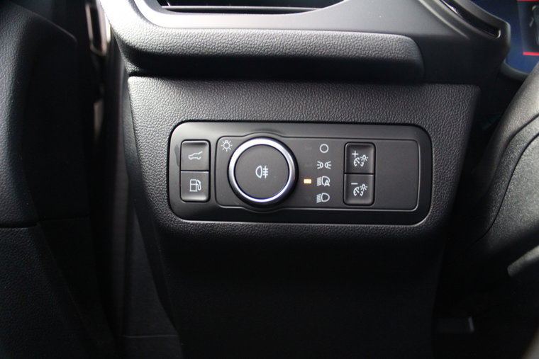 Vehicle Image 29