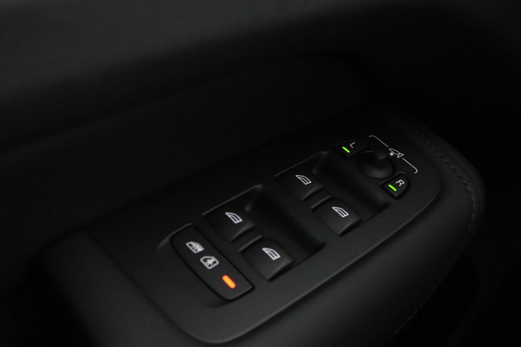 Vehicle Image 45