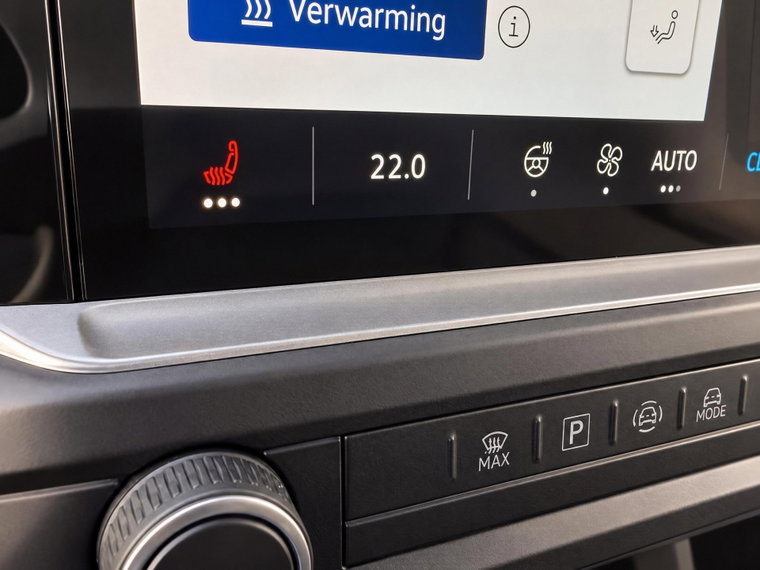 Vehicle Image 29