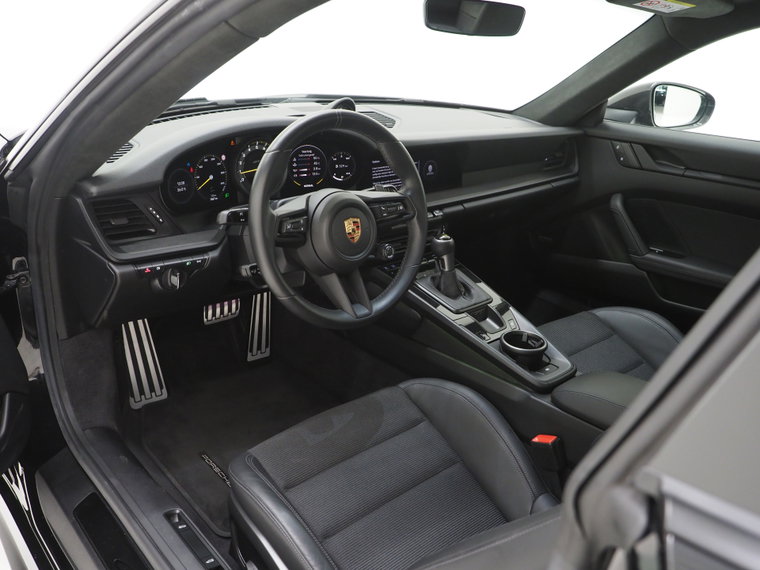 Vehicle Image 26