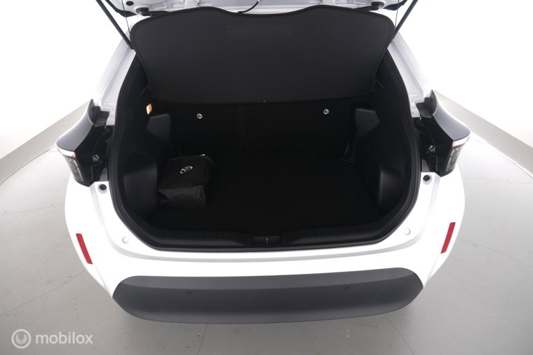 Vehicle Image 18