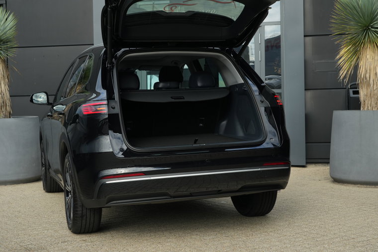 Vehicle Image 36