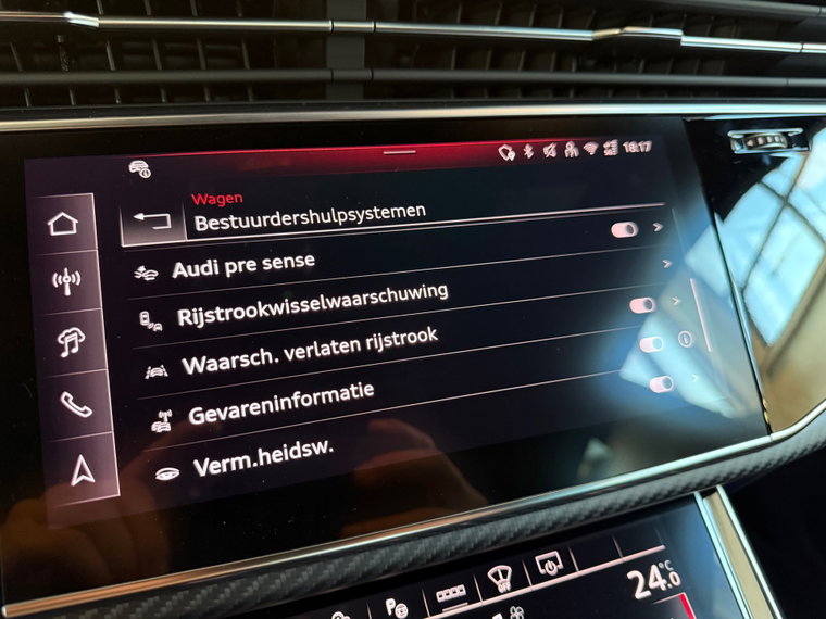 Vehicle Image 38