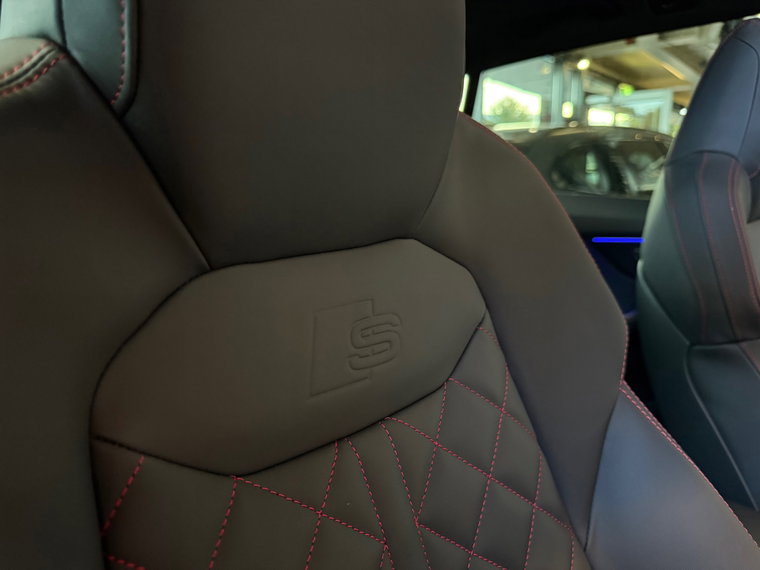 Vehicle Image 51