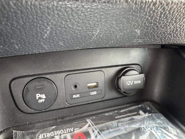 Vehicle Image 31
