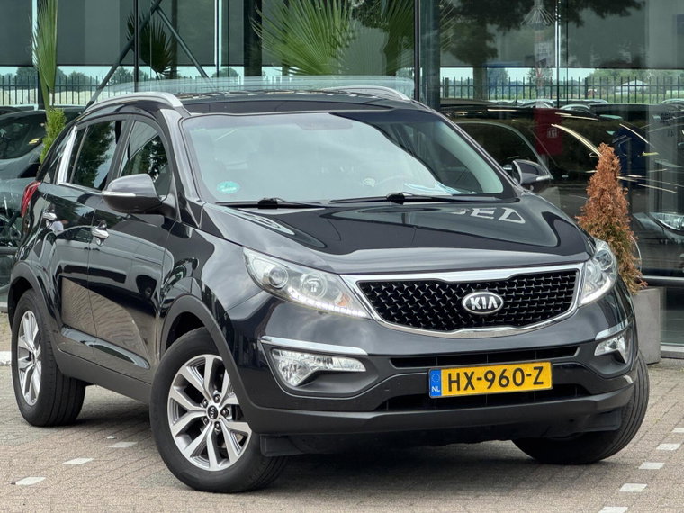 Vehicle Image 8
